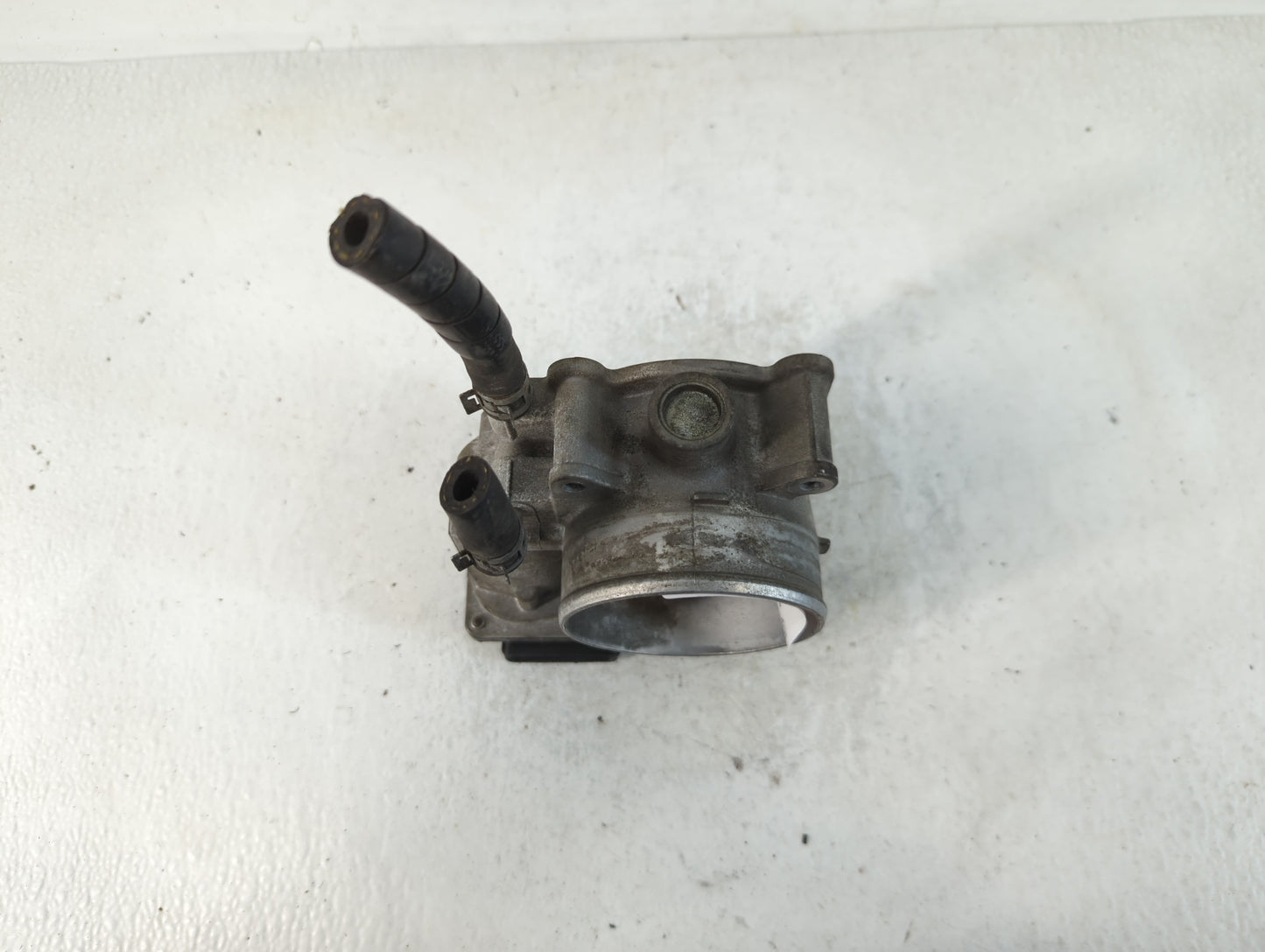 2007-2017 Toyota Camry Throttle Body P/N:22030-0P050 Fits OEM Used Auto Parts - Oemusedautoparts1.com