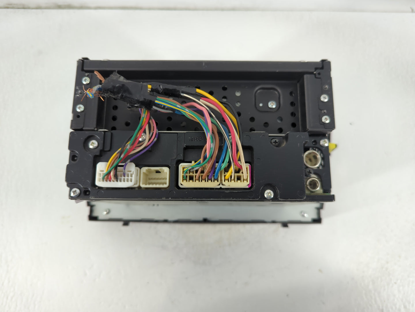 2010-2011 Toyota Camry Radio AM FM Cd Player Receiver Replacement P/N:86120-06480 Fits Fits 2010 2011 OEM Used Auto Parts - 