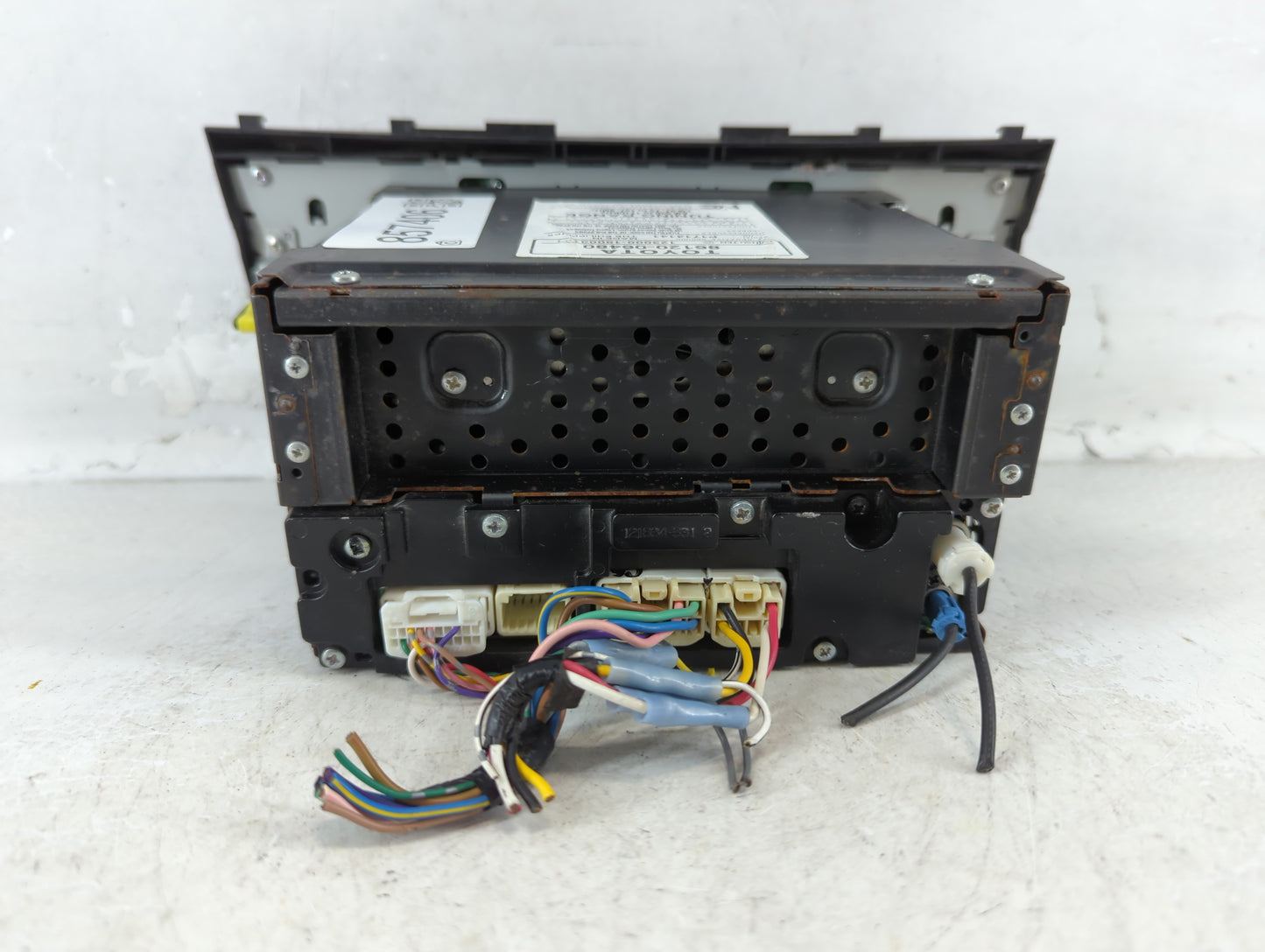 2010-2011 Toyota Camry Radio AM FM Cd Player Receiver Replacement P/N:86120-06480 Fits Fits 2010 2011 OEM Used Auto Parts - 