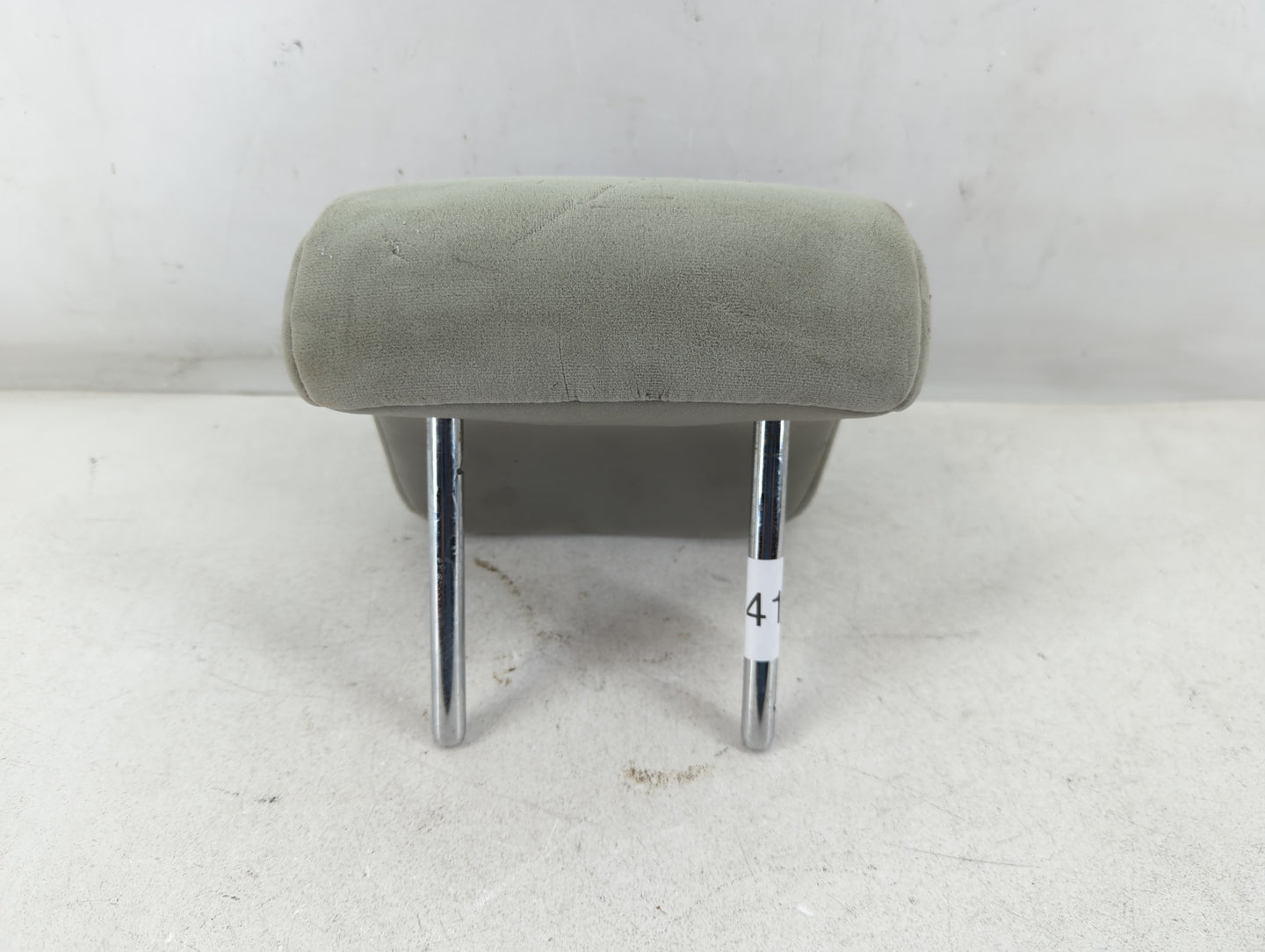 2010 Toyota Camry Headrest Head Rest Rear Center Seat Fits OEM Used Auto Parts - Oemusedautoparts1.com