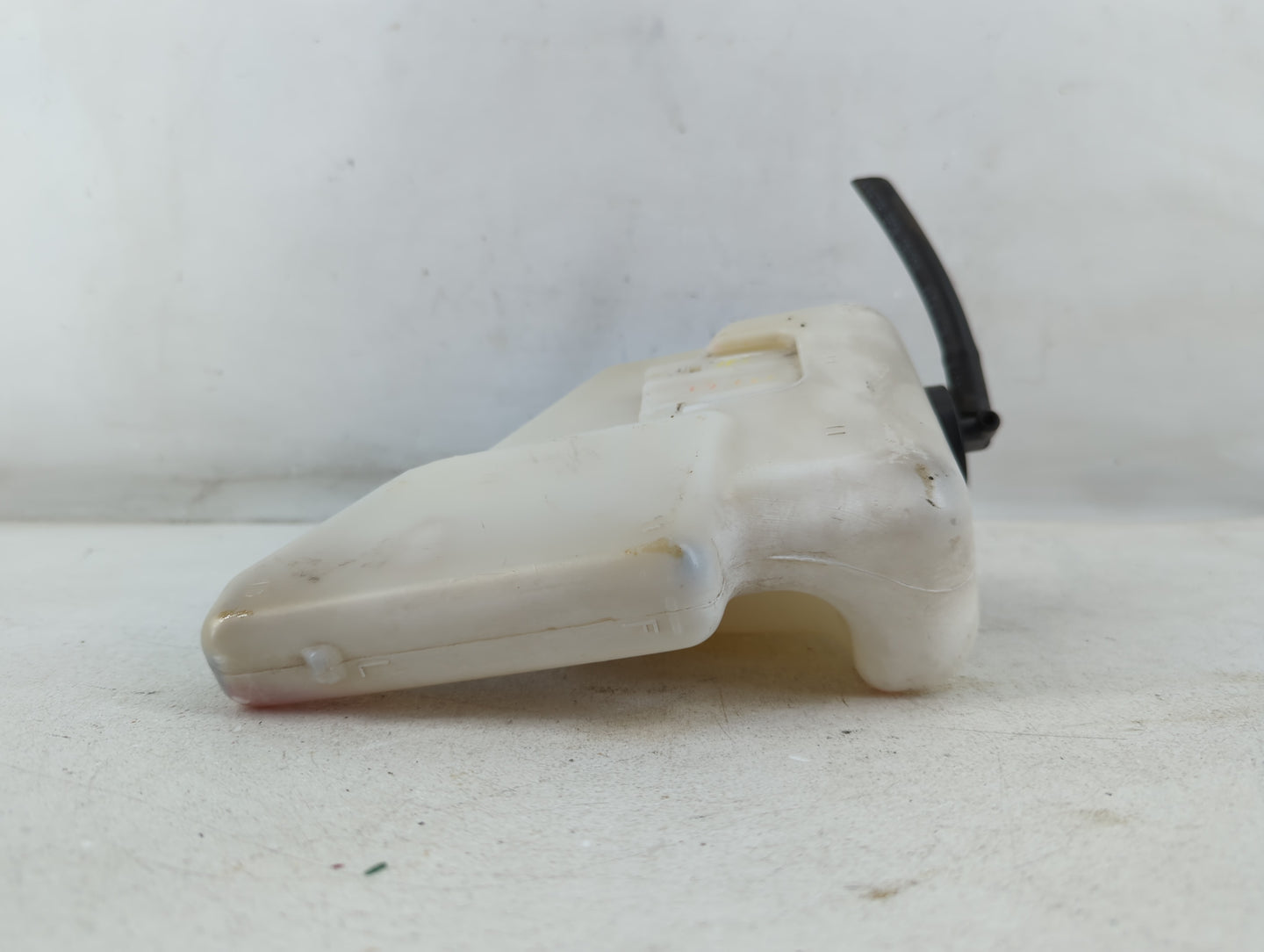 2007-2011 Toyota Camry Radiator Coolant Overflow Expansion Tank Bottle 857422 - Oemusedautoparts1.com
