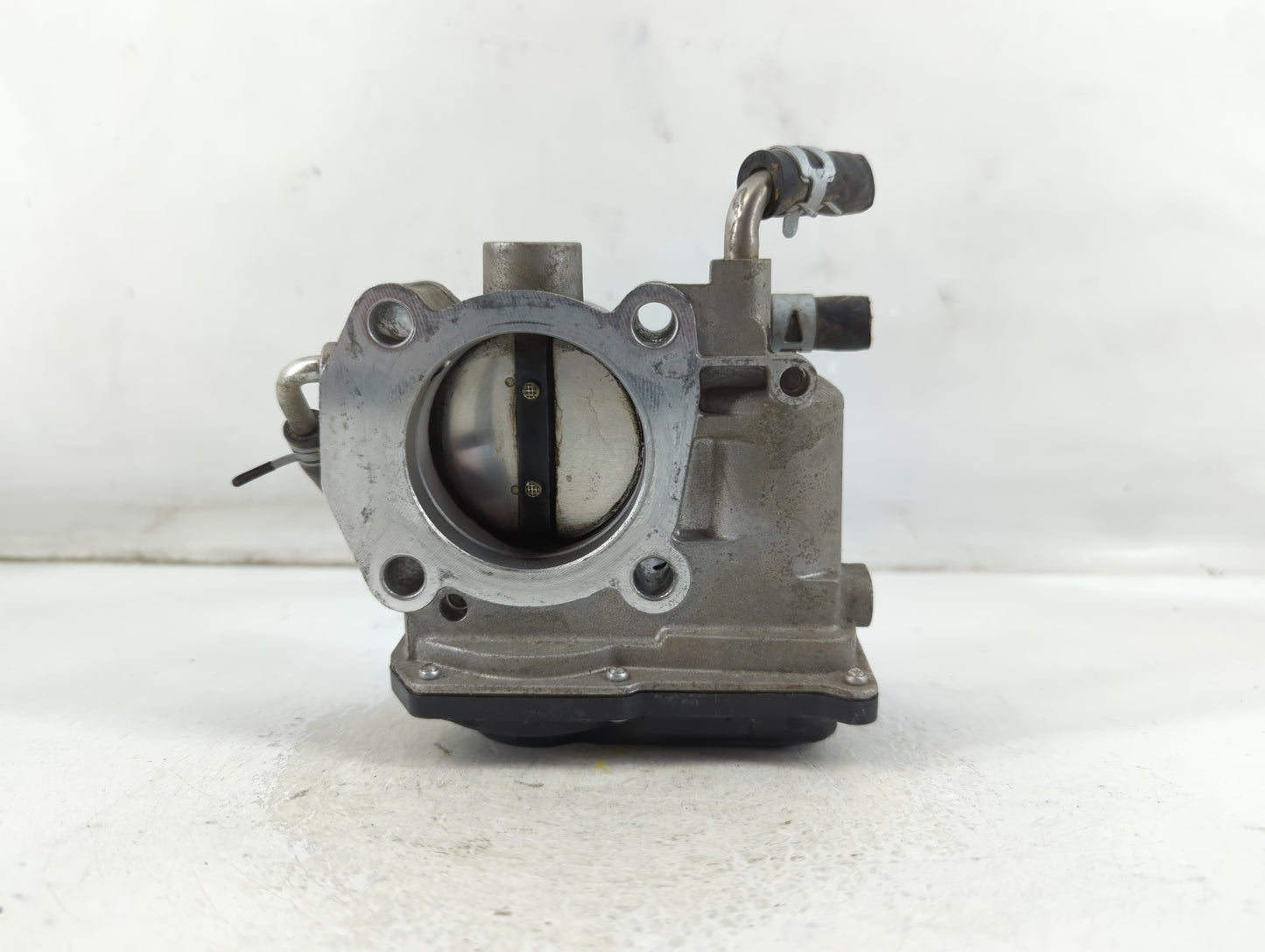 2007-2011 Toyota Camry Throttle Body P/N:22030-0H031 Fits Fits 2006 2007 2008 2009 2010 2011 2012 2013 2014 2015 OEM Used Au