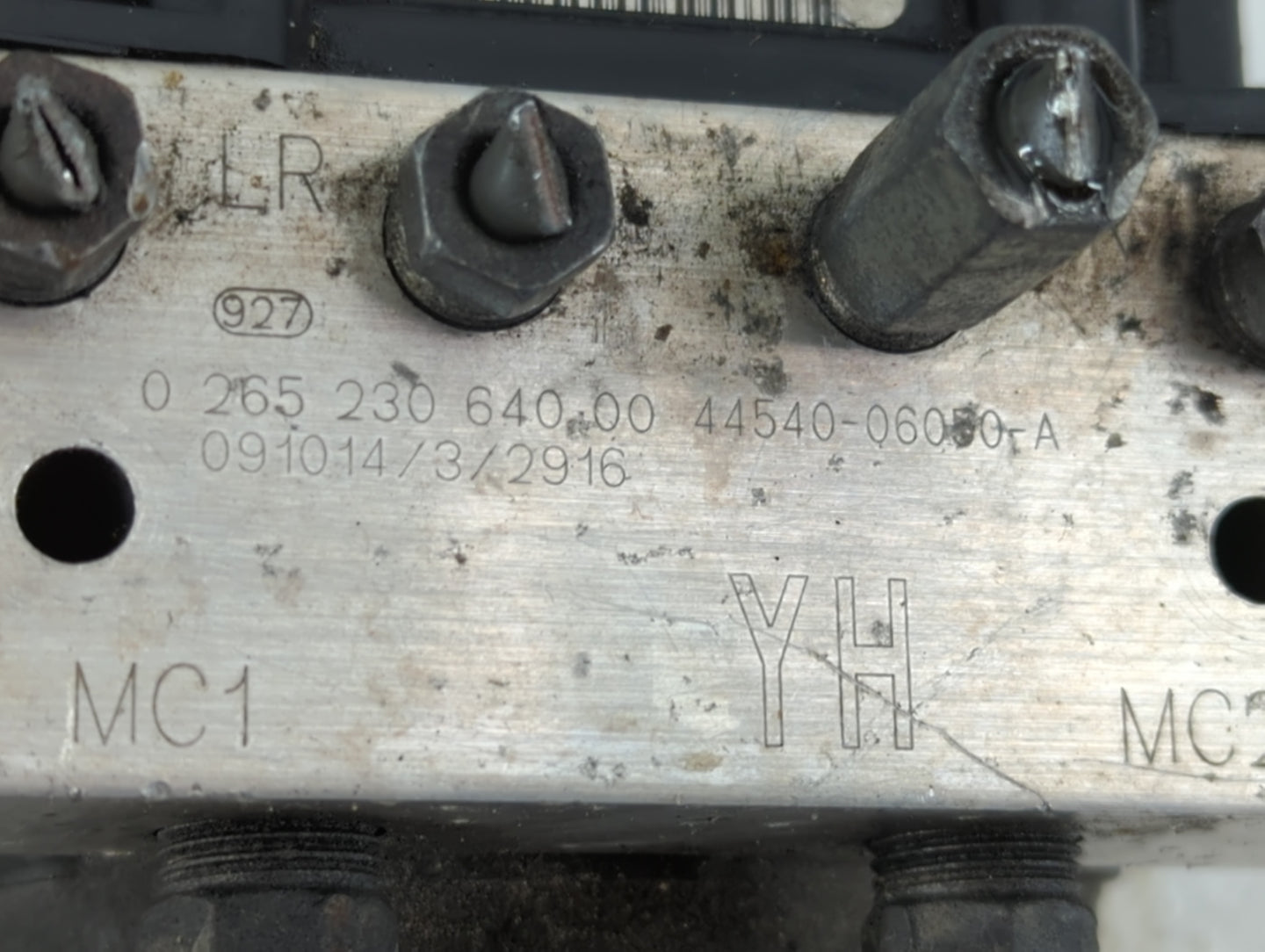 2007-2011 Toyota Camry ABS Pump Control Module Replacement P/N:44540-06050-A 0 265 230 640 00 Fits Fits 2007 2008 2009 2010 