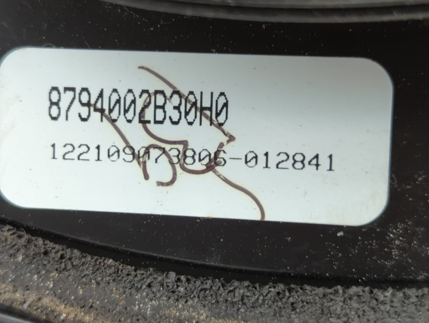 2009-2013 Toyota Corolla Driver Side View Mirror - Left Door Mirror OEM Used - Oemusedautoparts1.com