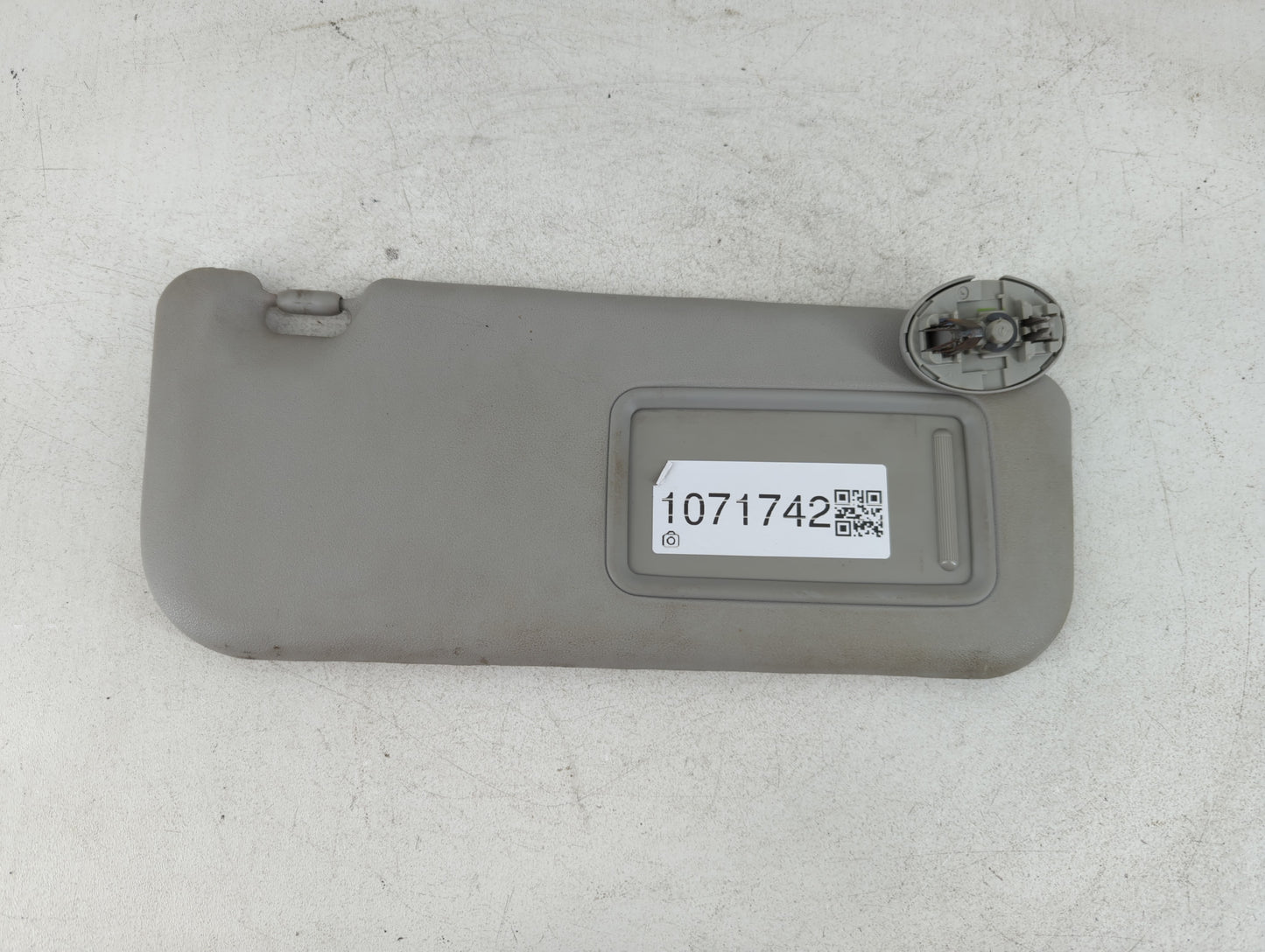 2009-2013 Toyota Corolla Sun Visor Shade Replacement Passenger Right Mirror Fits Fits 2009 2010 2011 2012 2013 OEM Used Auto