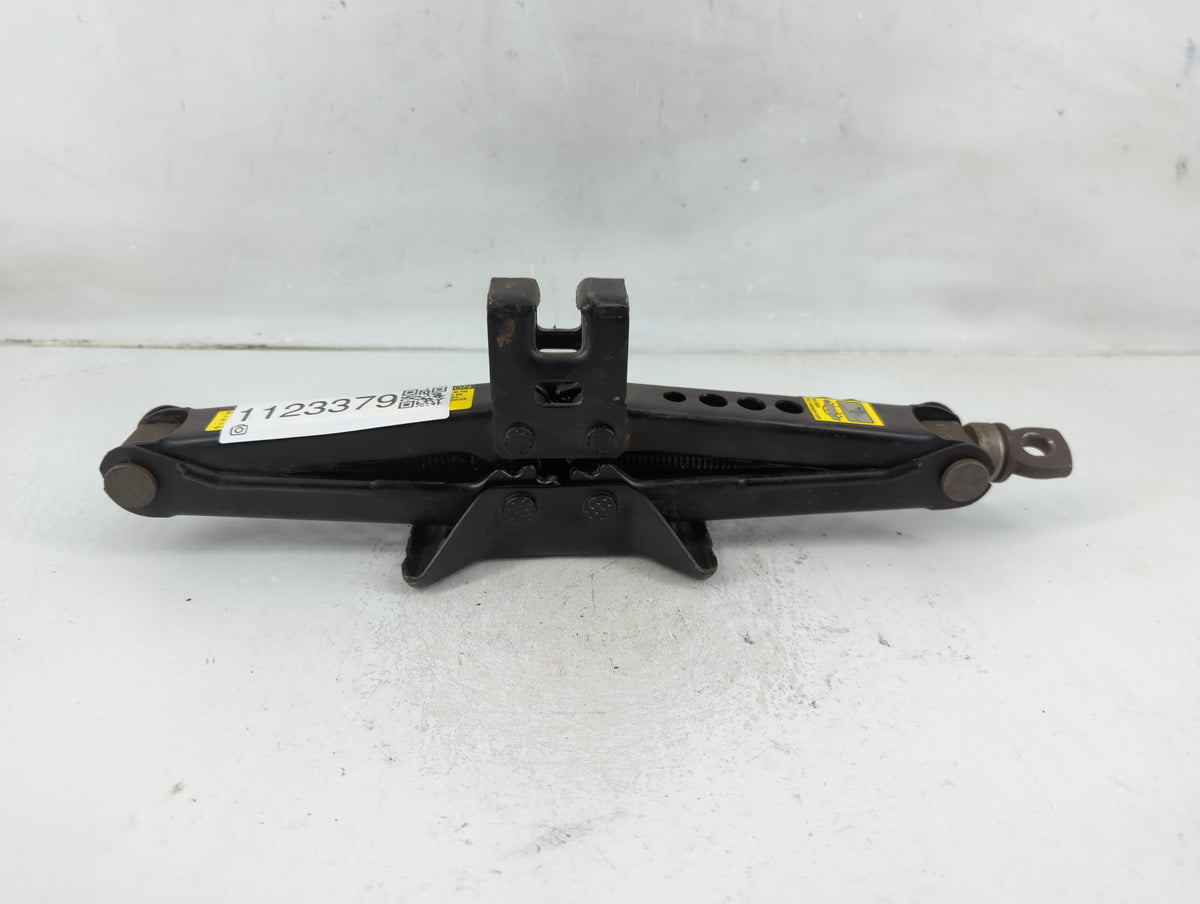 2010 Toyota Corolla Spare Scissor Car Jack 1123379 - Oemusedautoparts1.com