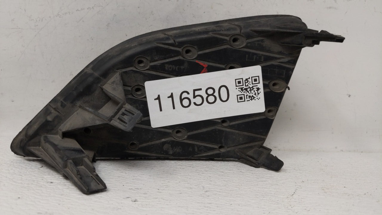 2009-2010 Toyota Corolla Front Grille Bumper Not Included - Oemusedautoparts1.com
