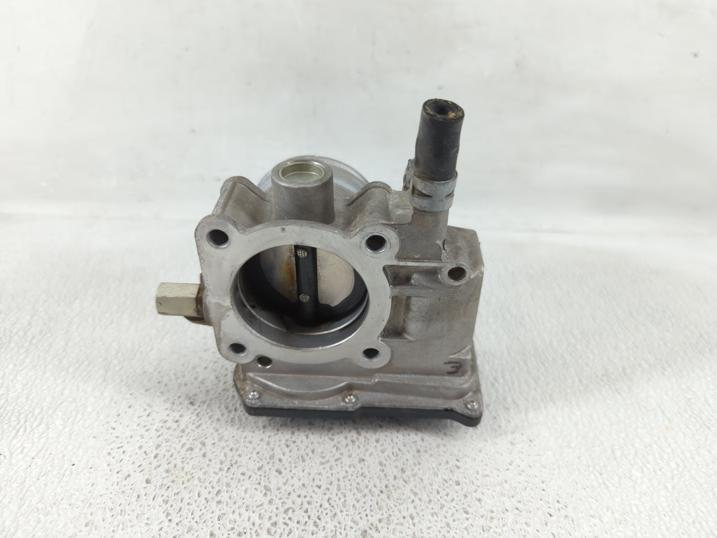 2010 Toyota Corolla Throttle Body P/N:22030-0T070 Fits OEM Used Auto Parts - Oemusedautoparts1.com