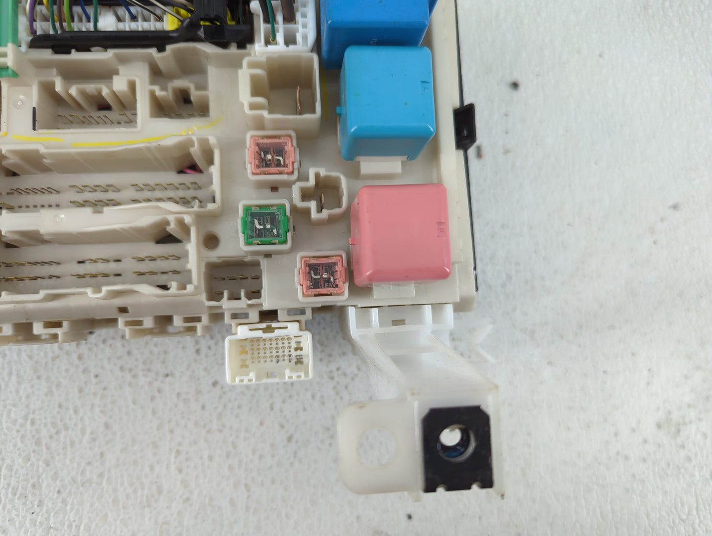 2009-2013 Toyota Corolla Fusebox Fuse Box Panel Relay Module P/N:82730-02210 Fits Fits 2009 2010 2011 2012 2013 2014 OEM Use