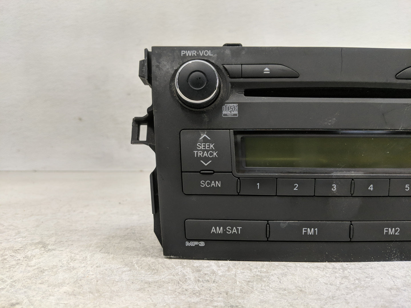 2010 Toyota Corolla Radio AM FM Cd Player Receiver Replacement P/N:86120-12D10 Fits OEM Used Auto Parts - Oemusedautoparts1.