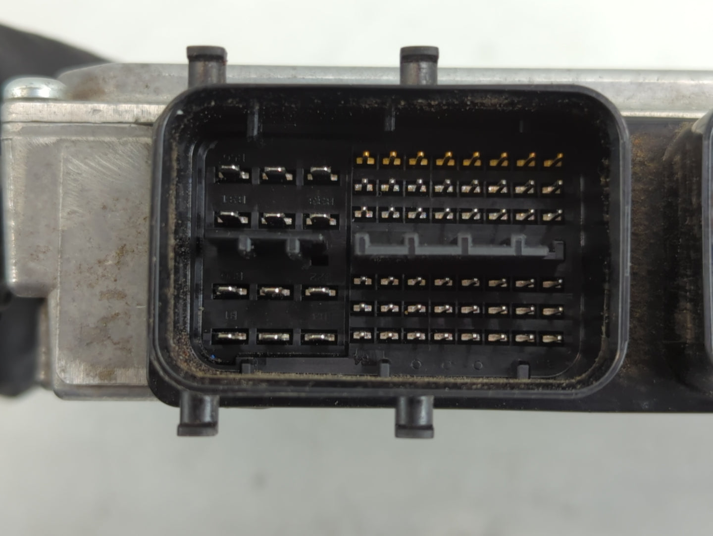 2009-2010 Toyota Corolla PCM Engine Control Computer ECU ECM PCU OEM P/N:28225601 89661-02F51 Fits Fits 2009 2010 OEM Used A