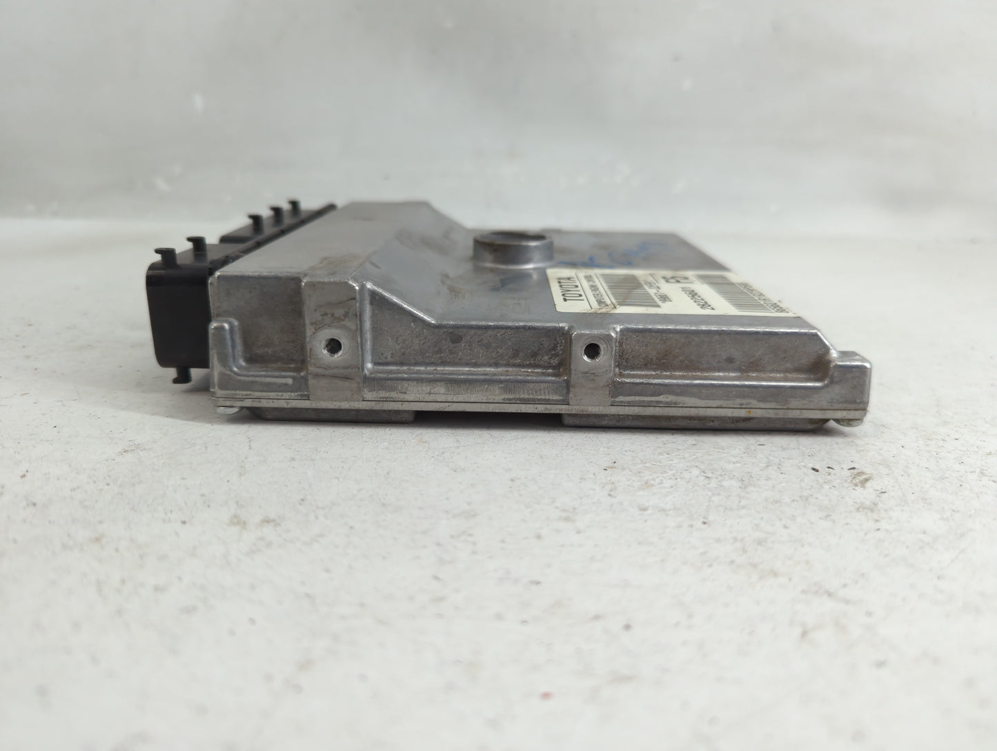 2009-2010 Toyota Corolla PCM Engine Control Computer ECU ECM PCU OEM P/N:28225601 89661-02F51 Fits Fits 2009 2010 OEM Used A