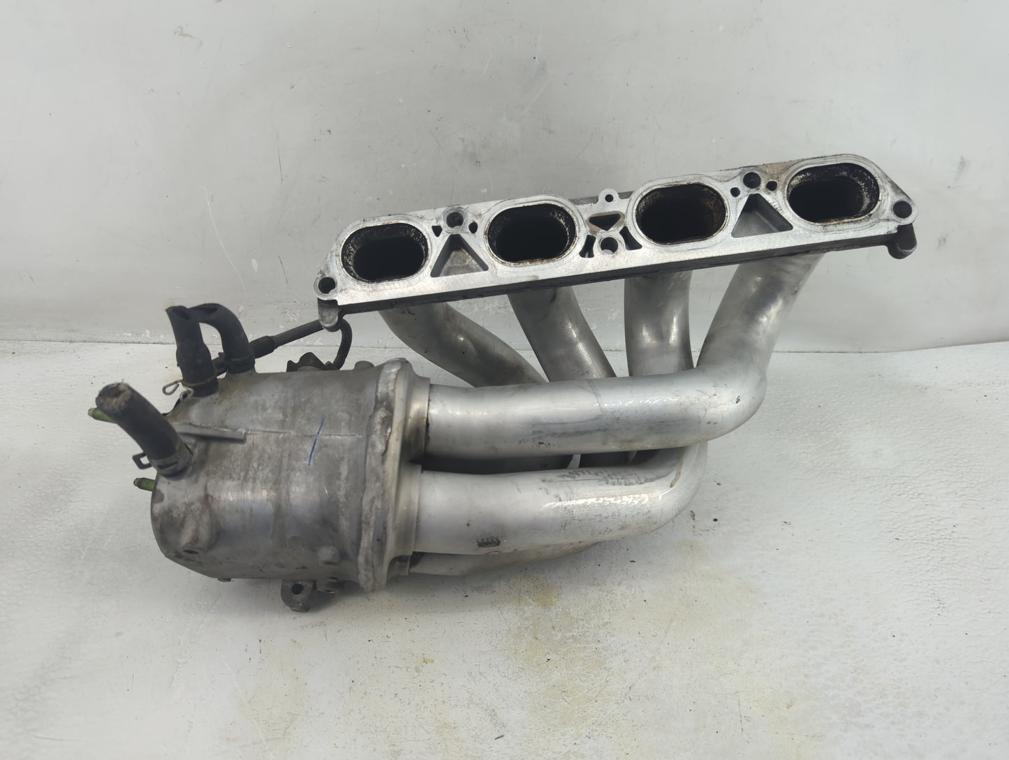 2009-2010 Toyota Corolla Air Intake Manifold Fits Fits 2008 2009 2010 OEM Used Auto Parts - Oemusedautoparts1.com