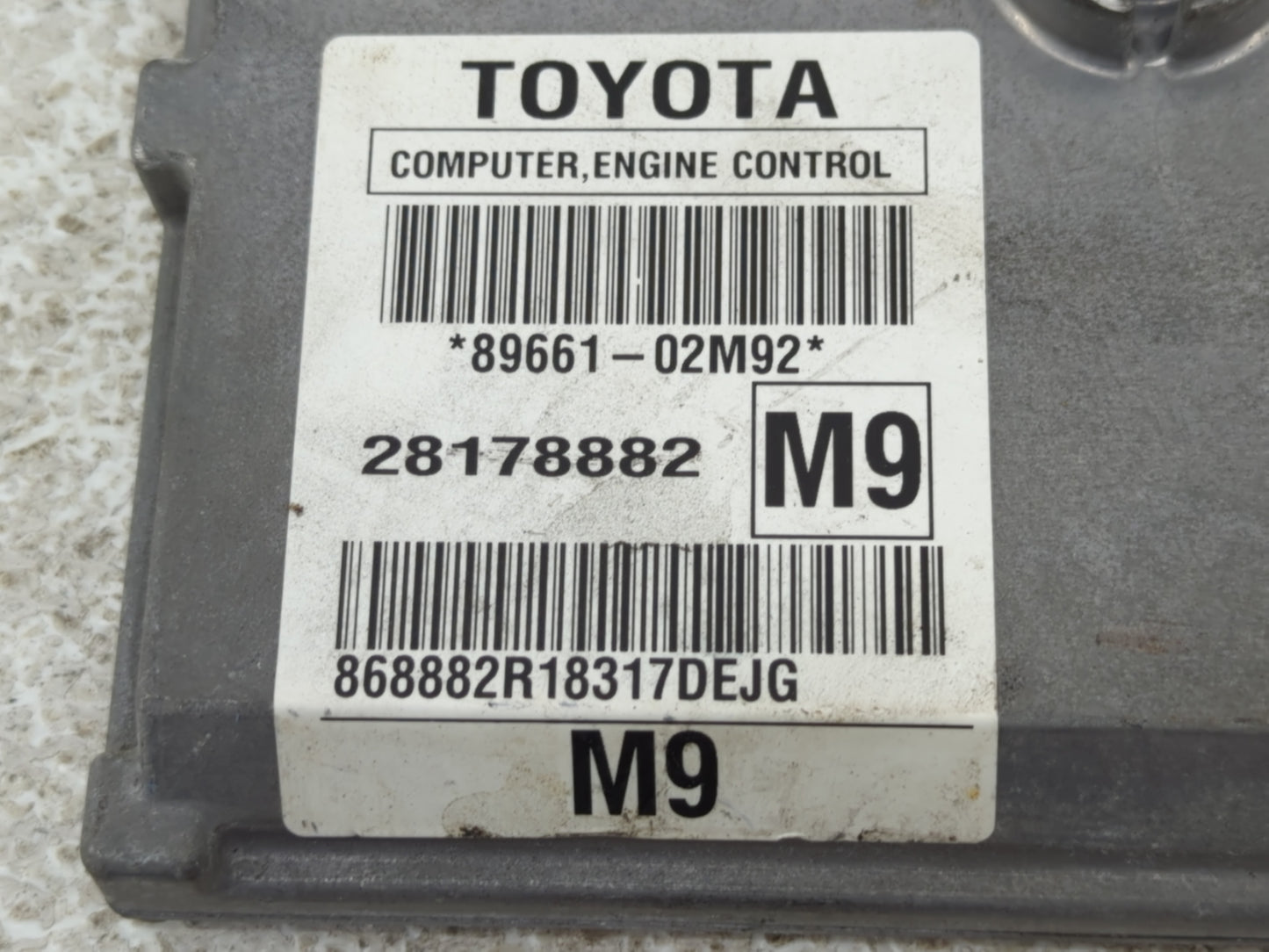 2009-2010 Toyota Corolla PCM Engine Control Computer ECU ECM PCU OEM P/N:89661-02M92 Fits Fits 2009 2010 OEM Used Auto Parts