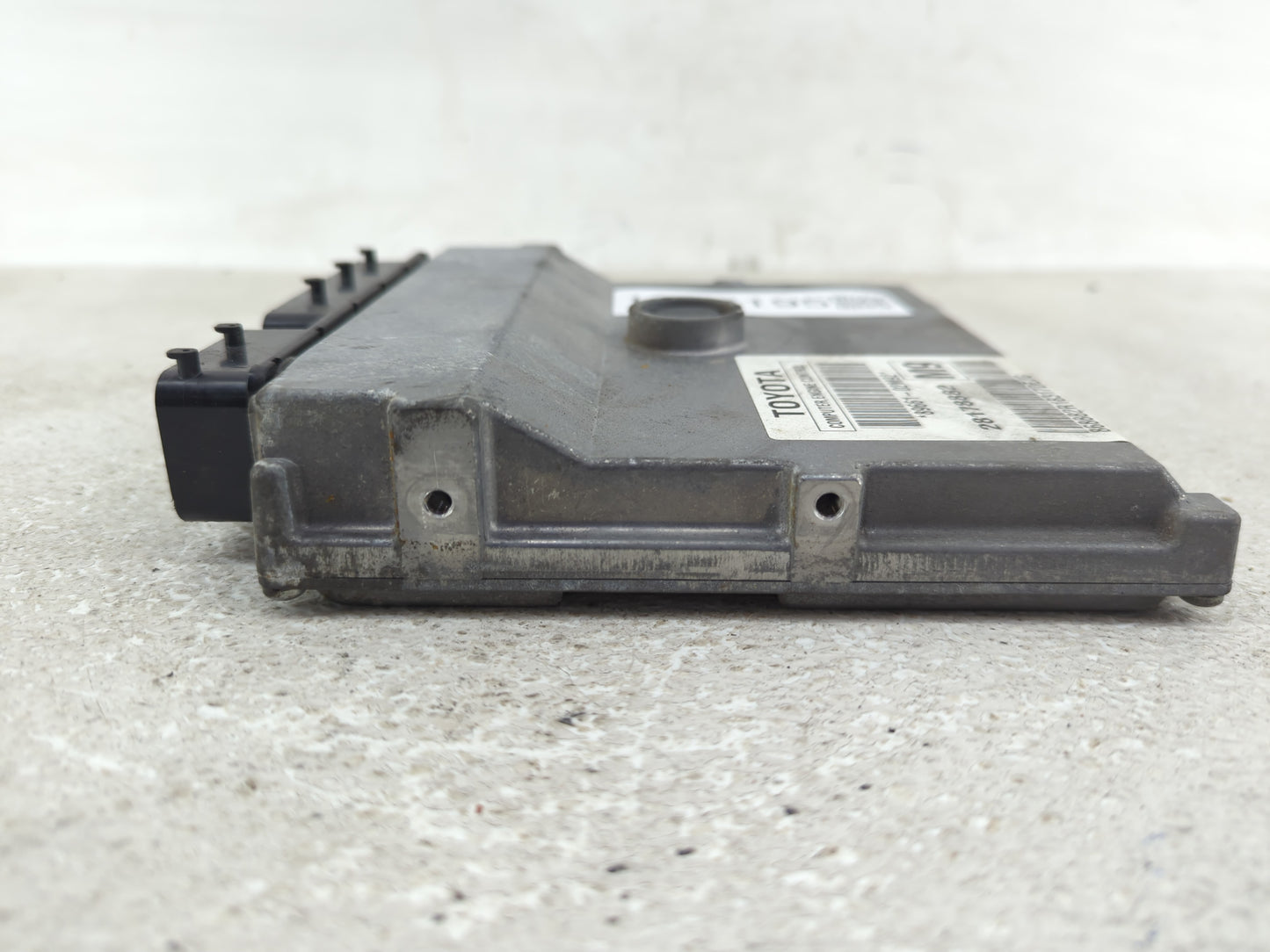2009-2010 Toyota Corolla PCM Engine Control Computer ECU ECM PCU OEM P/N:89661-02M92 Fits Fits 2009 2010 OEM Used Auto Parts