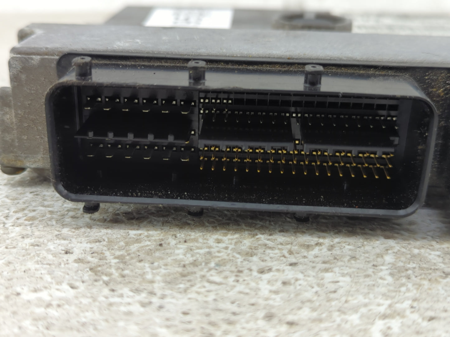 2009-2010 Toyota Corolla PCM Engine Control Computer ECU ECM PCU OEM P/N:89661-02M92 Fits Fits 2009 2010 OEM Used Auto Parts