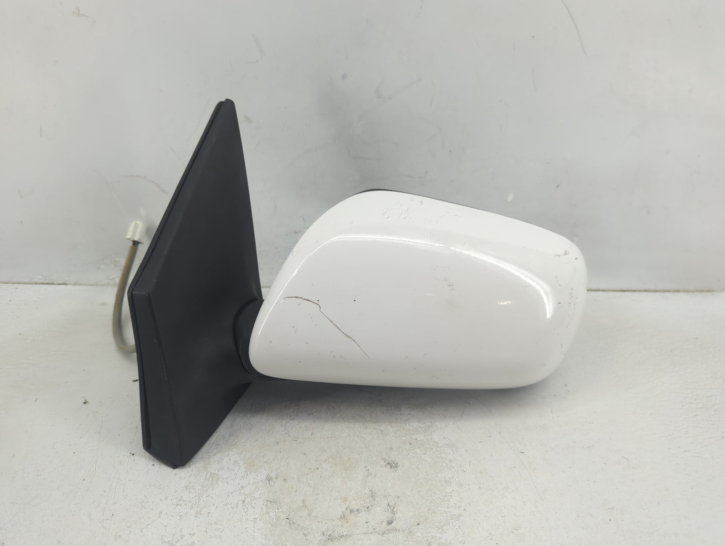 2009-2013 Toyota Corolla Driver Side View Mirror - Left Door Mirror OEM Used - Oemusedautoparts1.com