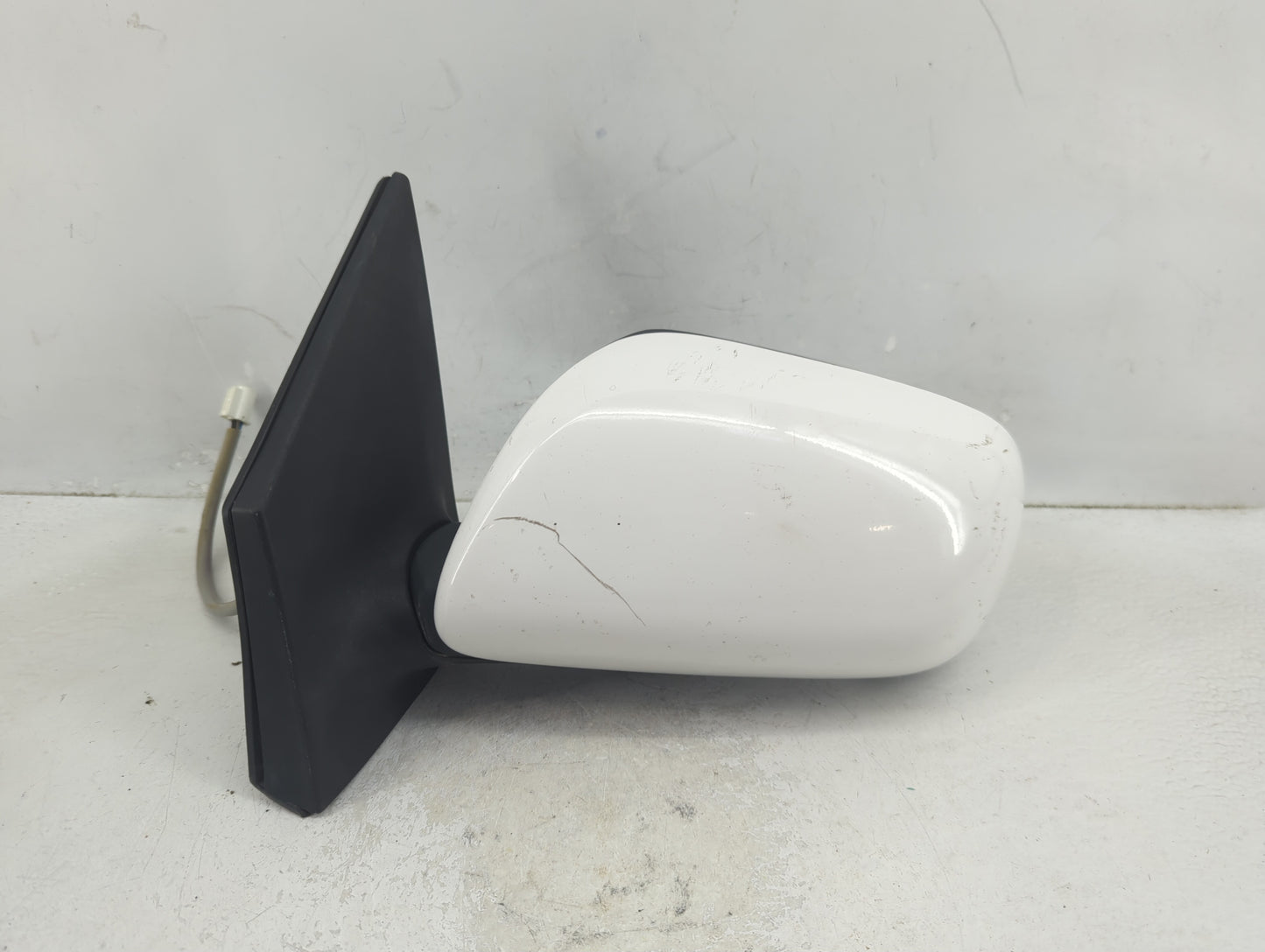 2009-2013 Toyota Corolla Driver Side View Mirror - Left Door Mirror OEM Used - Oemusedautoparts1.com