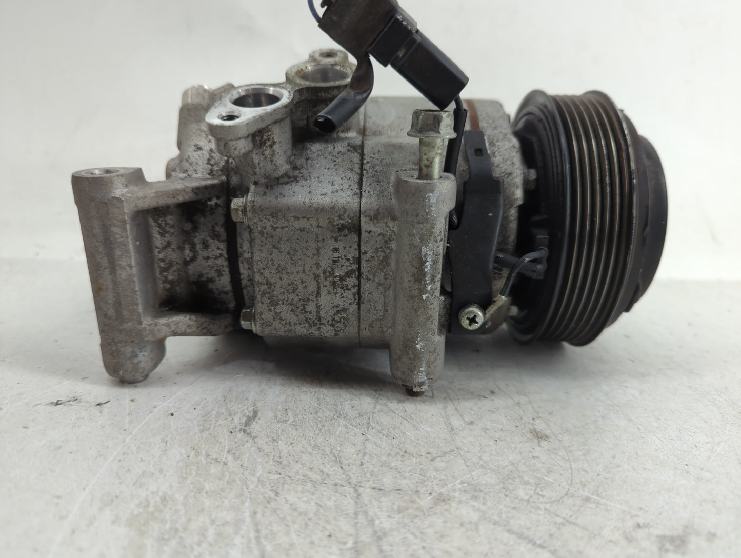 2009-2012 Toyota Corolla Air Conditioning A/c Ac Compressor Oem - Oemusedautoparts1.com