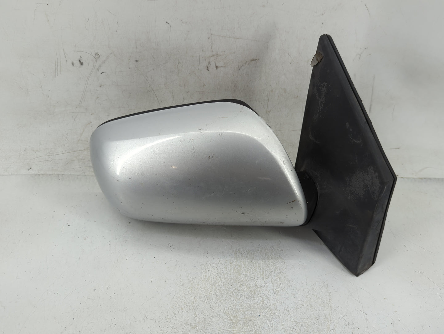 2009-2013 Toyota Corolla Passenger Side View Mirror - Right Door Mirror OEM Used - Oemusedautoparts1.com