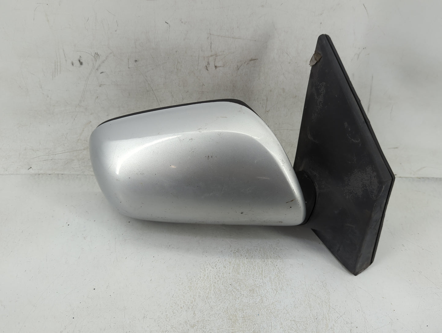 2009-2013 Toyota Corolla Passenger Side View Mirror - Right Door Mirror OEM Used - Oemusedautoparts1.com