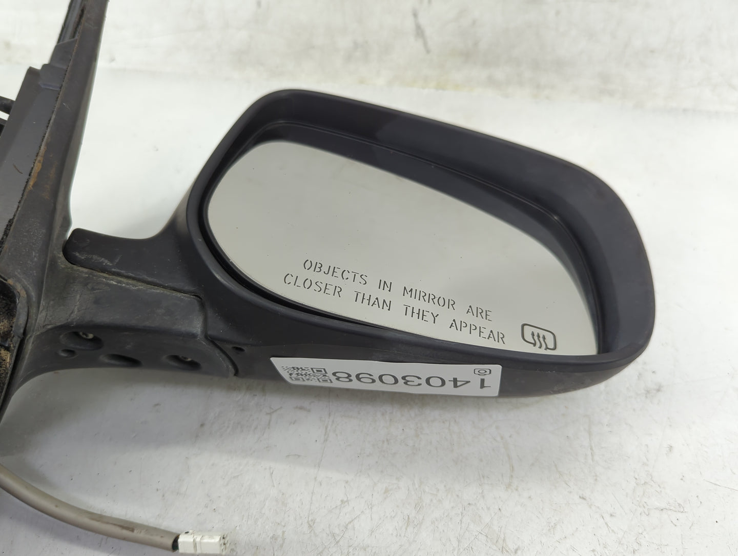 2009-2013 Toyota Corolla Passenger Side View Mirror - Right Door Mirror OEM Used - Oemusedautoparts1.com