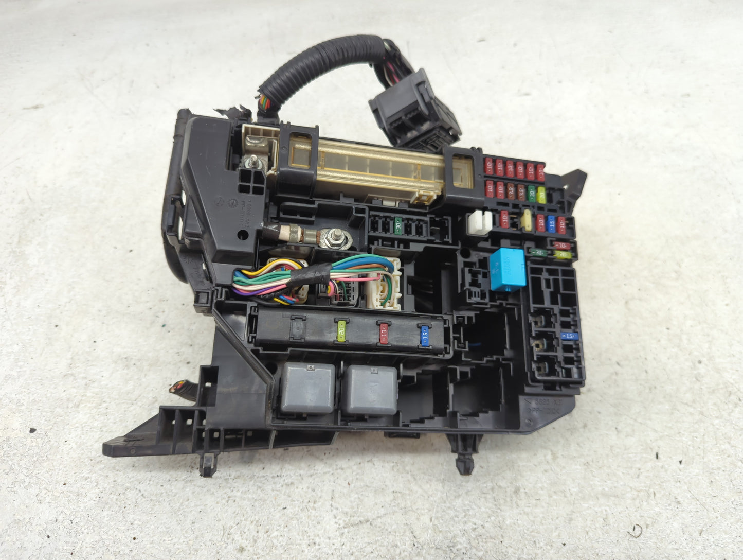 2009-2013 Toyota Corolla Fusebox Fuse Box Panel Relay Module P/N:82662-02270 Fits Fits 2009 2010 2011 2012 2013 2014 OEM Use