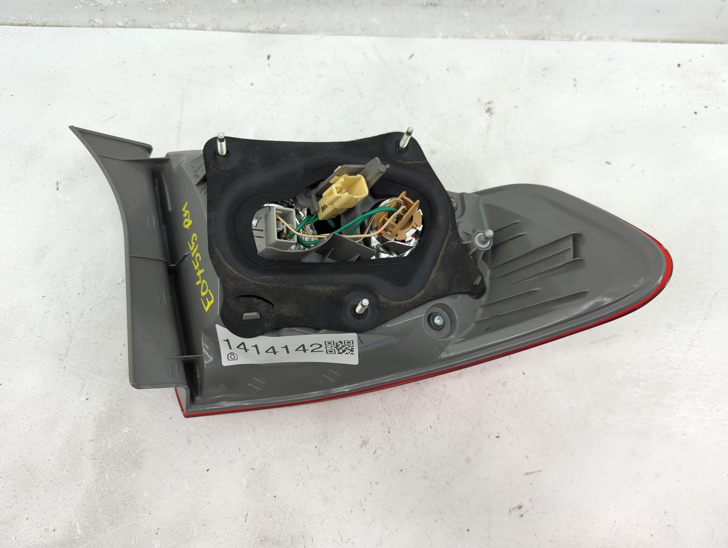 2009-2010 Toyota Corolla Tail Light Assembly Passenger Right OEM Fits Fits 2009 2010 OEM Used Auto Parts - Oemusedautoparts1