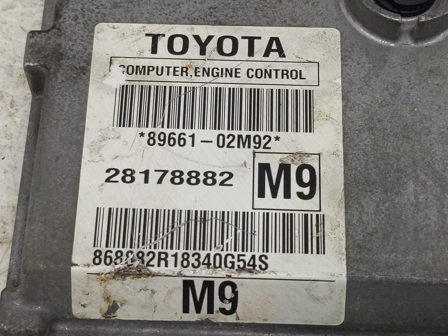 2009-2010 Toyota Corolla PCM Engine Control Computer ECU ECM PCU OEM P/N:89661-02M92 Fits Fits 2009 2010 OEM Used Auto Parts