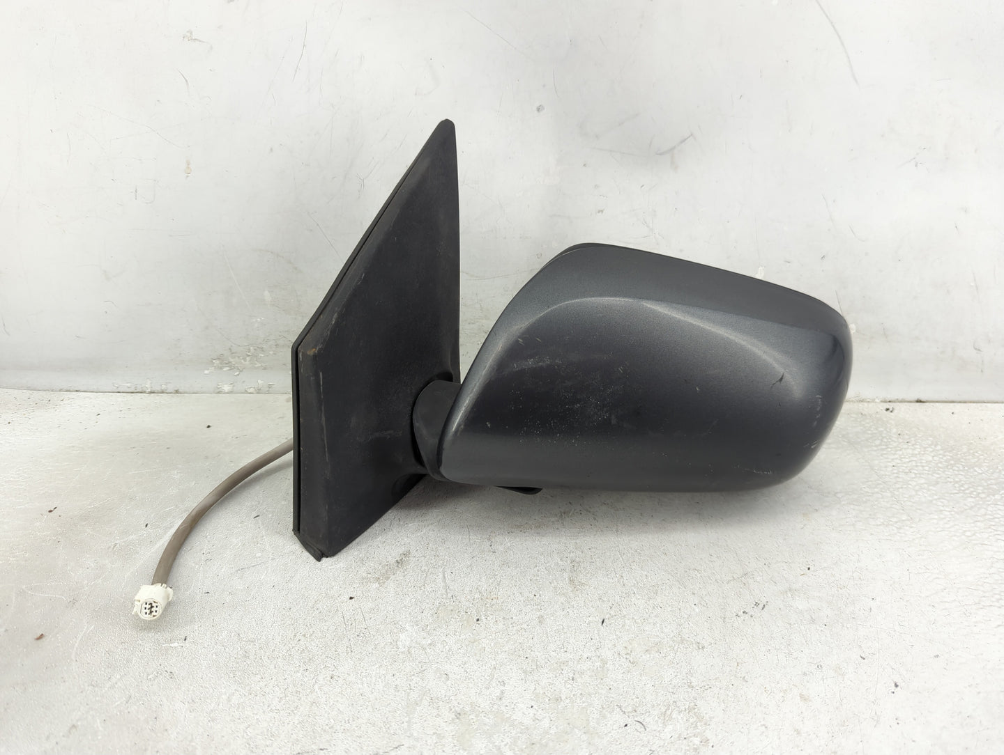 2009-2013 Toyota Corolla Driver Side View Mirror - Left Door Mirror OEM Used - Oemusedautoparts1.com