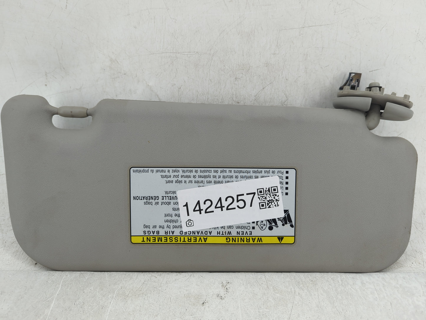 2009-2013 Toyota Corolla Sun Visor Shade Replacement Driver Left Mirror Fits Fits 2009 2010 2011 2012 2013 OEM Used Auto Par