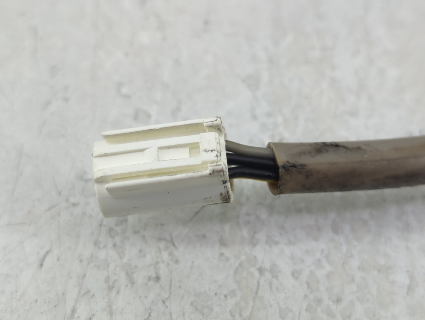 2009-2013 Toyota Corolla Driver Side View Mirror - Left Door Mirror OEM Used - Oemusedautoparts1.com