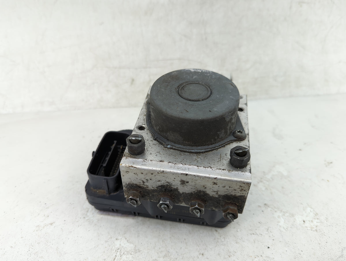 2009-2010 Toyota Corolla Anti-Lock Brake ABS Pump Module Actuator OEM P/N:116040-30070 Fits Fits 2009 2010 OEM Used Auto Par