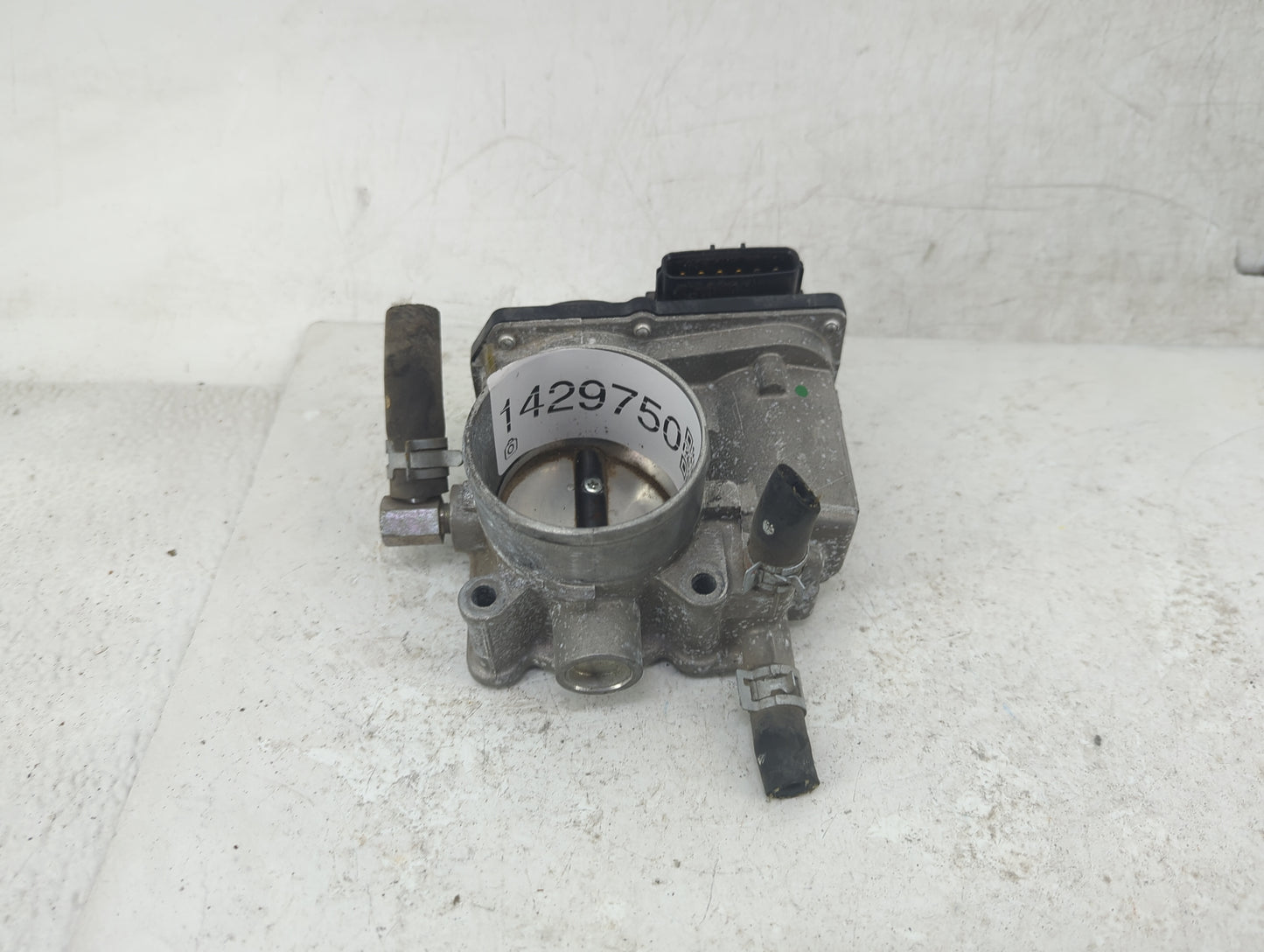 2010 Toyota Corolla Throttle Body P/N:22030-0T070 Fits OEM Used Auto Parts - Oemusedautoparts1.com