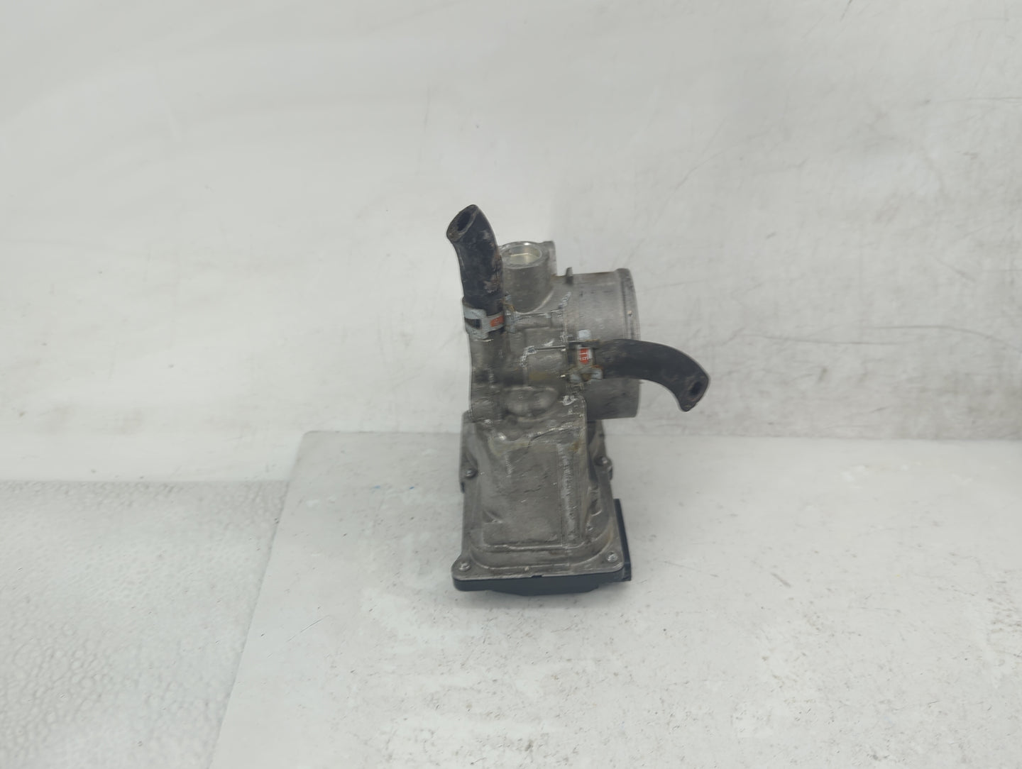 2010 Toyota Corolla Throttle Body Fits OEM Used Auto Parts - Oemusedautoparts1.com