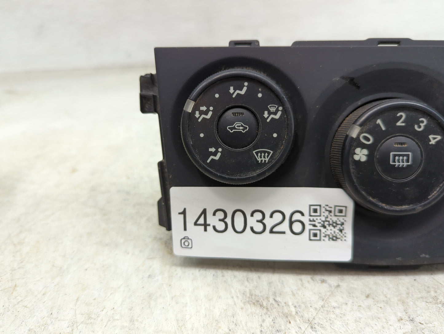 2009-2013 Toyota Corolla Climate Control Module Temperature AC/Heater Replacement P/N:645-0C06 12200 Fits OEM Used Auto Part