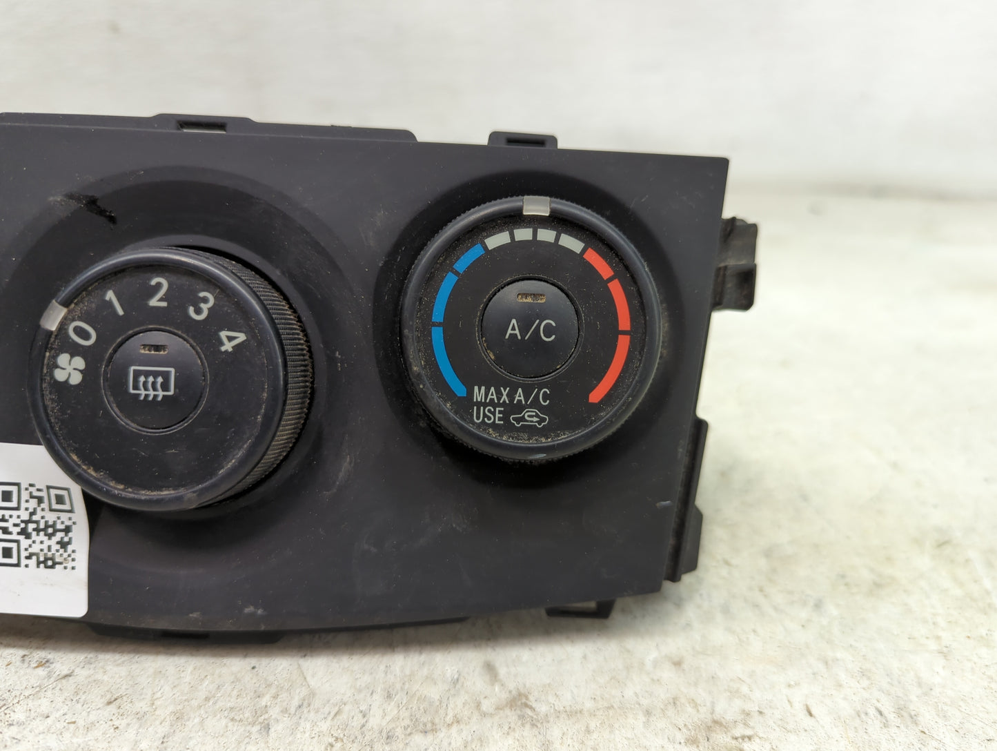 2009-2013 Toyota Corolla Climate Control Module Temperature AC/Heater Replacement P/N:645-0C06 12200 Fits OEM Used Auto Part