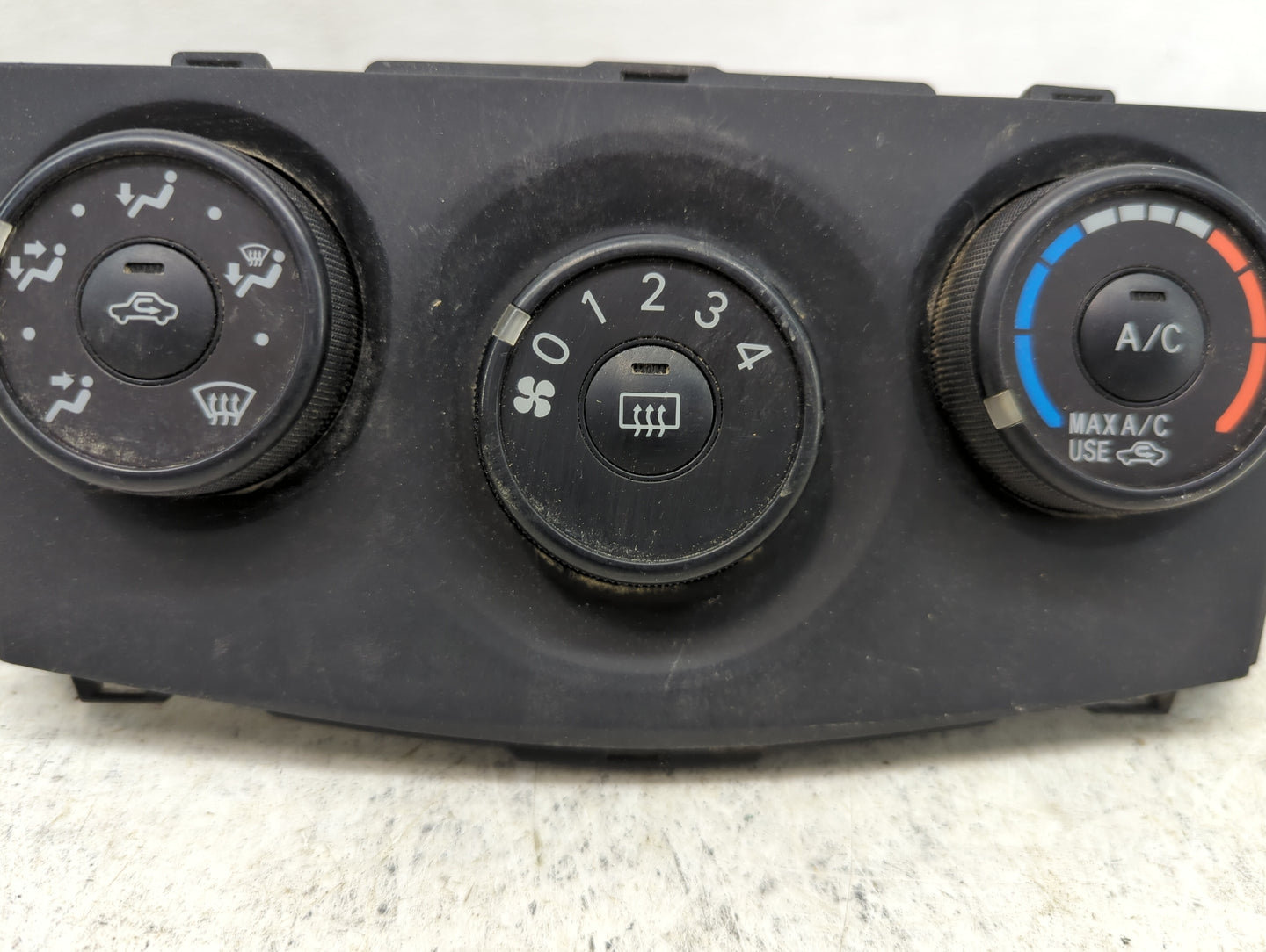 2010 Toyota Corolla Climate Control Module Temperature AC/Heater Replacement Fits OEM Used Auto Parts - Oemusedautoparts1.co