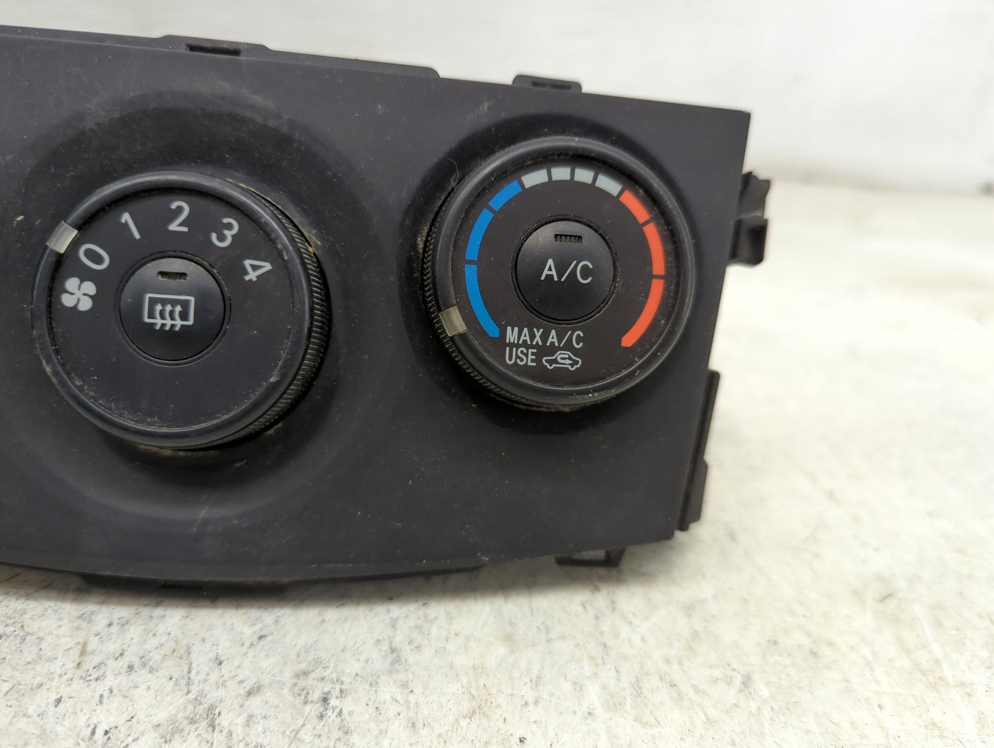 2010 Toyota Corolla Climate Control Module Temperature AC/Heater Replacement Fits OEM Used Auto Parts - Oemusedautoparts1.co