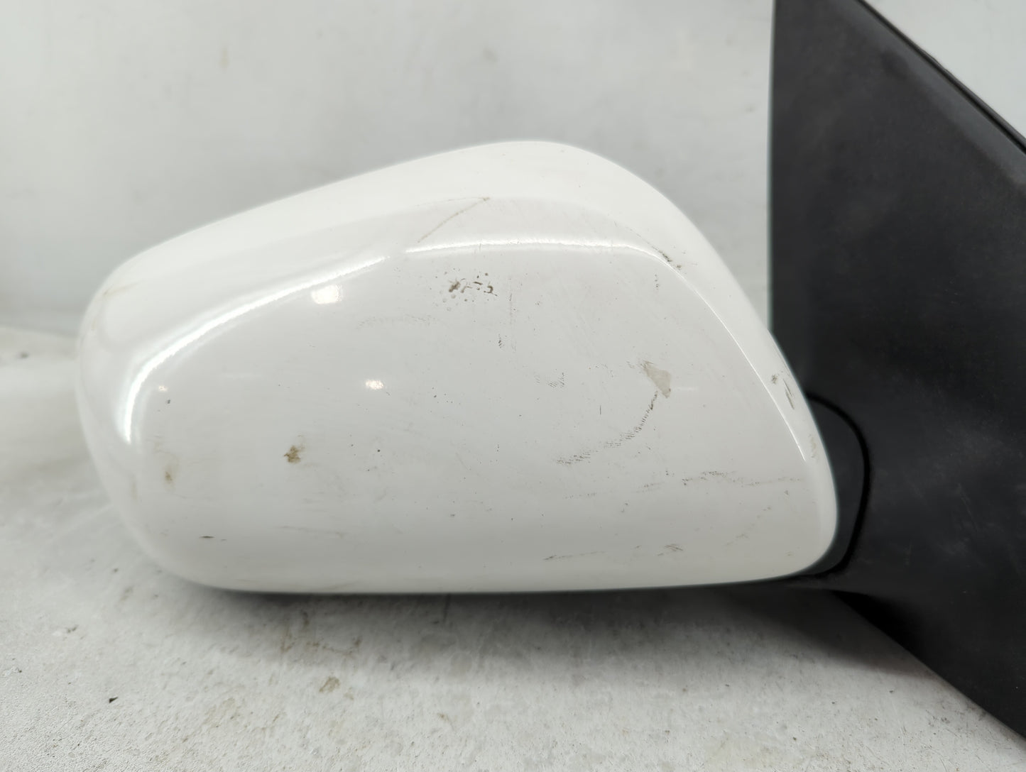 2009-2013 Toyota Corolla Passenger Side View Mirror - Right Door Mirror OEM Used - Oemusedautoparts1.com