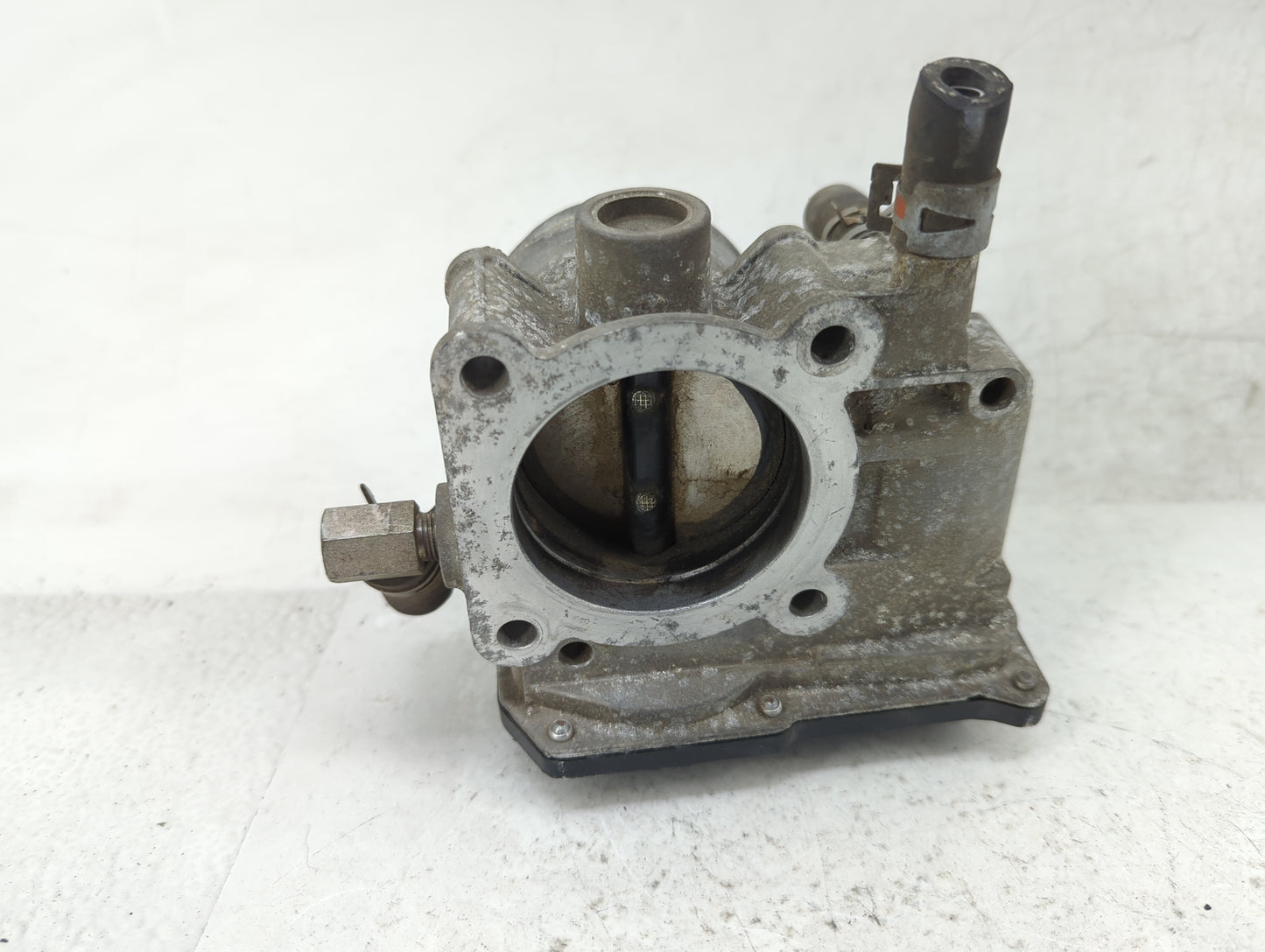2010 Toyota Corolla Throttle Body P/N:22030-0T070 Fits OEM Used Auto Parts - Oemusedautoparts1.com