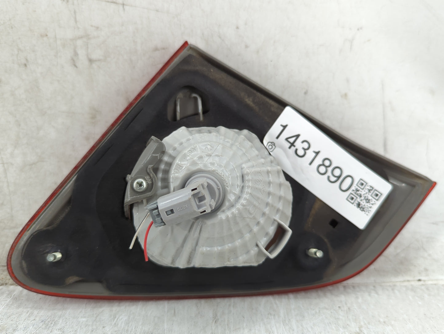 2009-2010 Toyota Corolla Tail Light Assembly Passenger Right OEM Fits Fits 2009 2010 OEM Used Auto Parts - Oemusedautoparts1