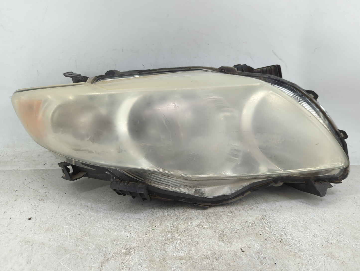 2009-2010 Toyota Corolla Driver Left Oem Head Light Headlight Lamp - Oemusedautoparts1.com