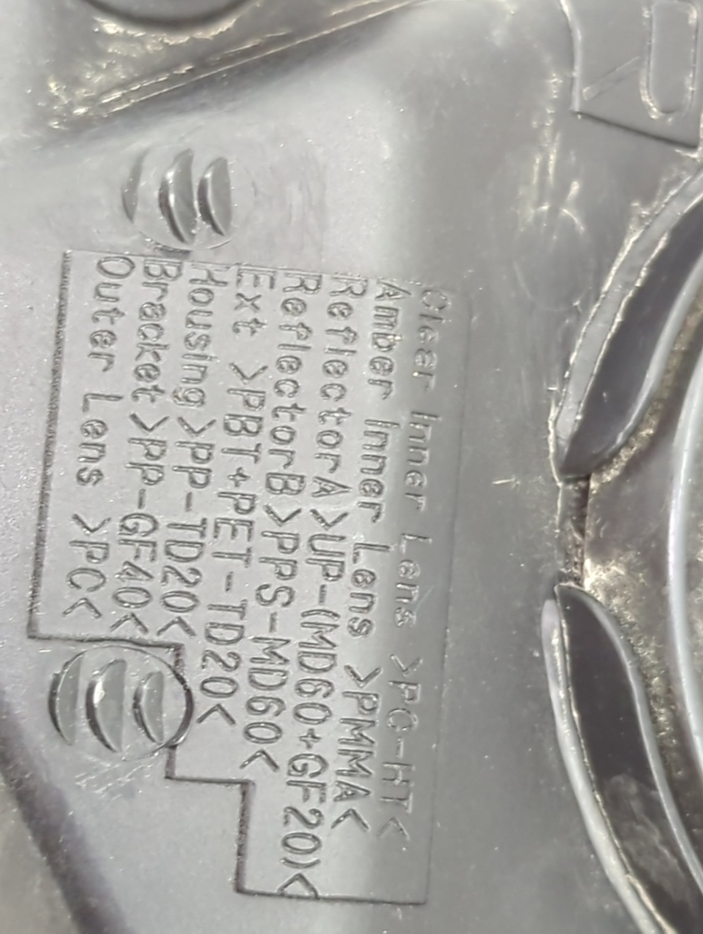 2009-2010 Toyota Corolla Driver Left Oem Head Light Headlight Lamp - Oemusedautoparts1.com