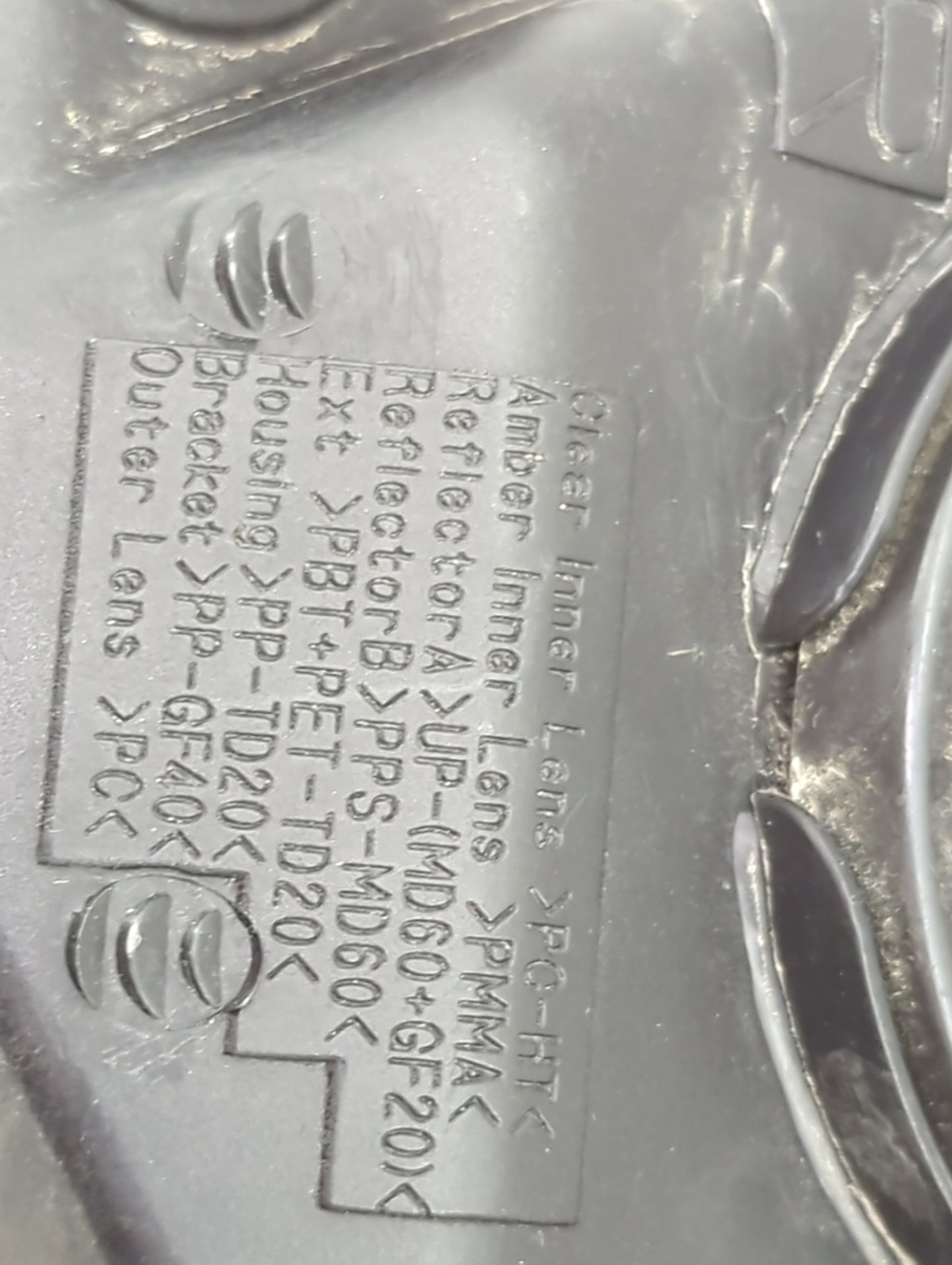 2009-2010 Toyota Corolla Driver Left Oem Head Light Headlight Lamp - Oemusedautoparts1.com