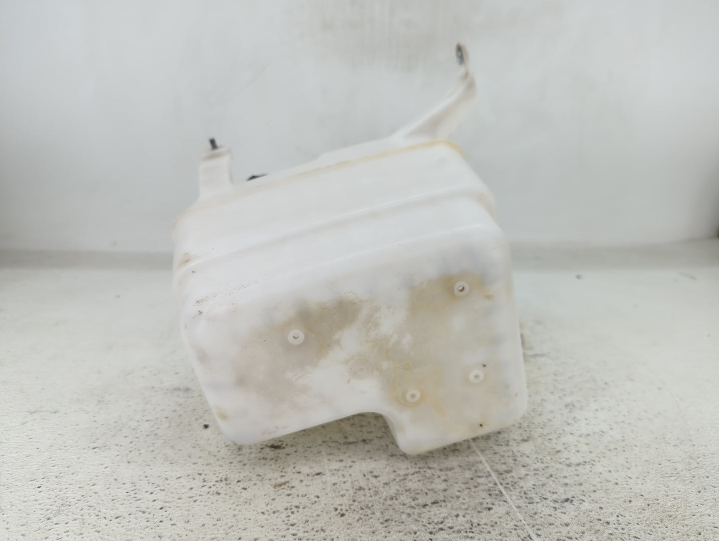 2009-2013 Toyota Corolla Windshield Washer Fluid Reservoir Bottle Oem - Oemusedautoparts1.com