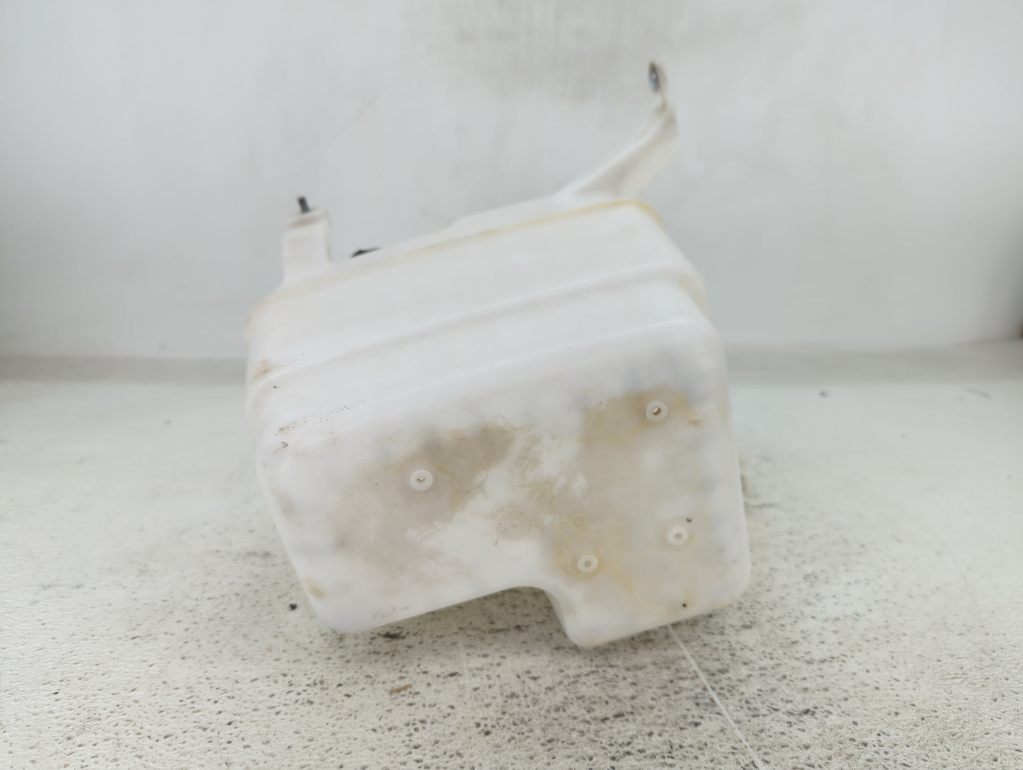 2009-2013 Toyota Corolla Windshield Washer Fluid Reservoir Bottle Oem - Oemusedautoparts1.com