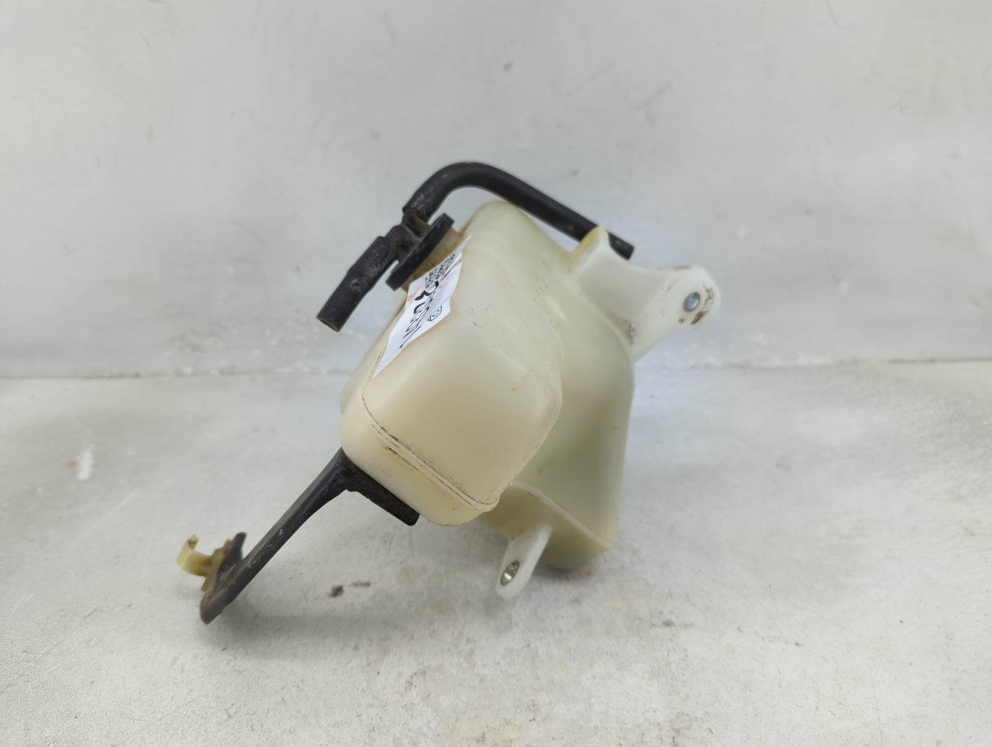 2009-2013 Toyota Corolla Radiator Coolant Overflow Expansion Tank Bottle 1433382 - Oemusedautoparts1.com