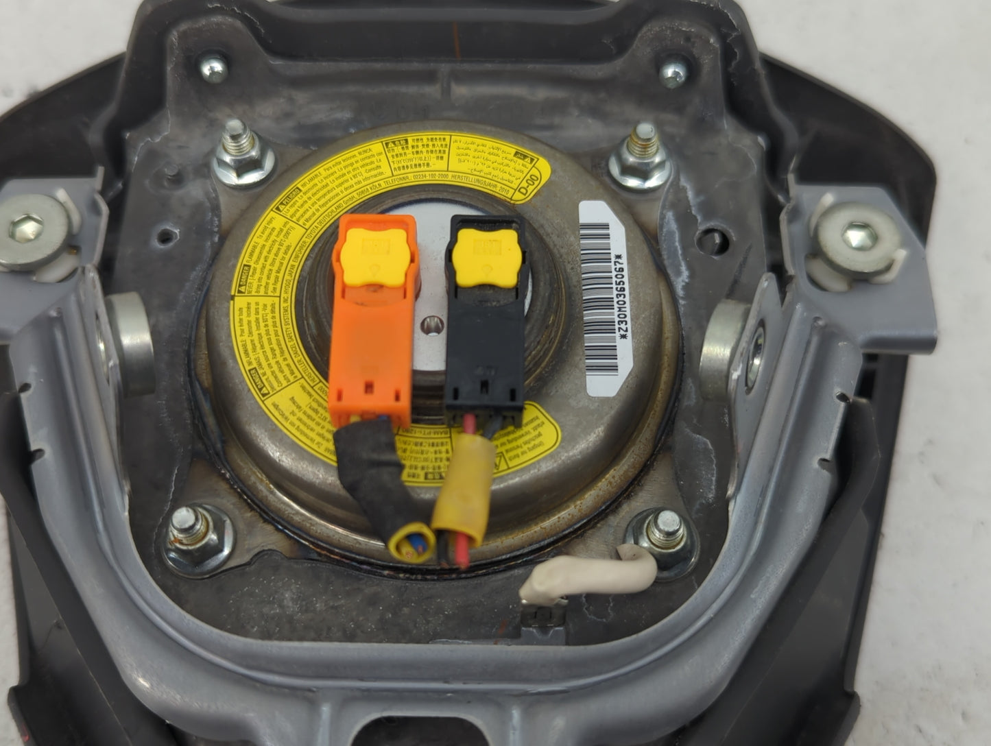 2010 Toyota Corolla Air Bag Driver Left Steering Wheel Mounted P/N:Z30M0365067 Fits OEM Used Auto Parts - Oemusedautoparts1.