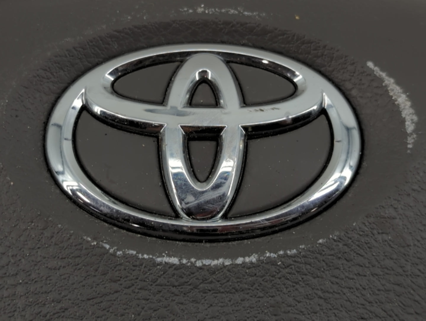 2010 Toyota Corolla Air Bag Driver Left Steering Wheel Mounted P/N:Z33G9259535 Fits OEM Used Auto Parts - Oemusedautoparts1.